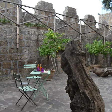 Il Castello Holiday home *
