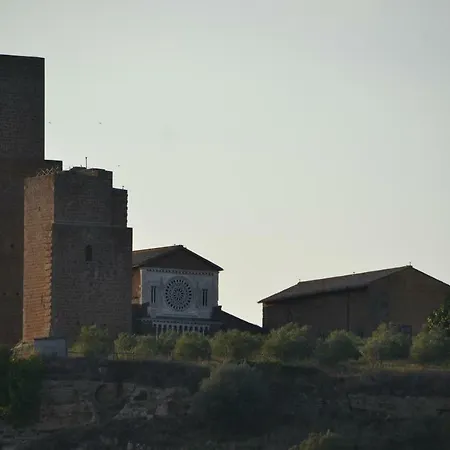 Il Castello Holiday home *